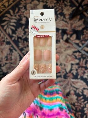 imPRESS Nude Matte & Rose Gold Glitter Press-On Nails Wide Fit